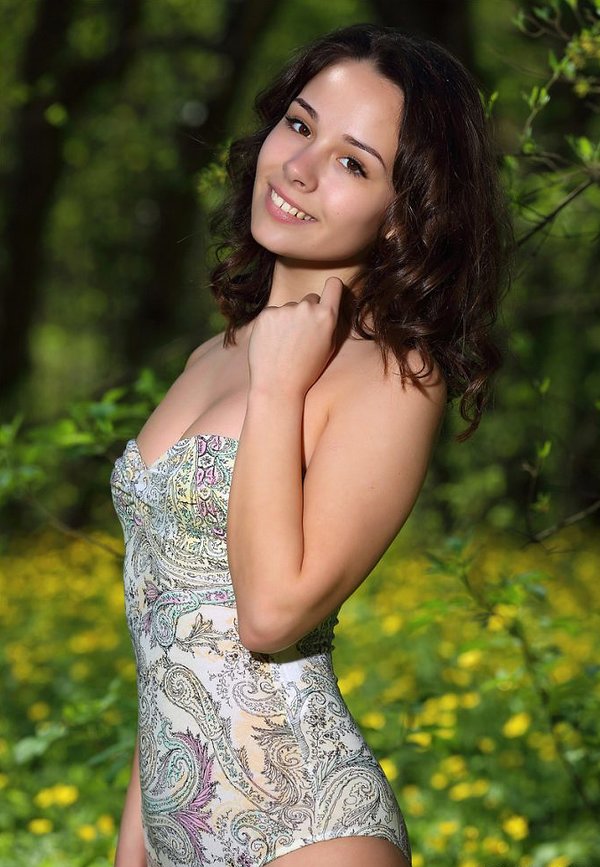 Рая, 18